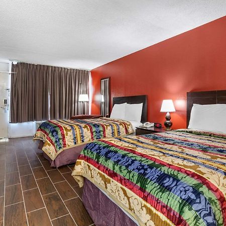 Clarion Inn Брансвік Екстер'єр фото