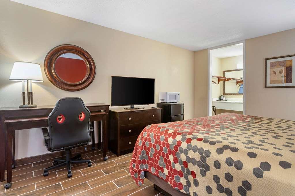 Clarion Inn Брансвік Номер фото