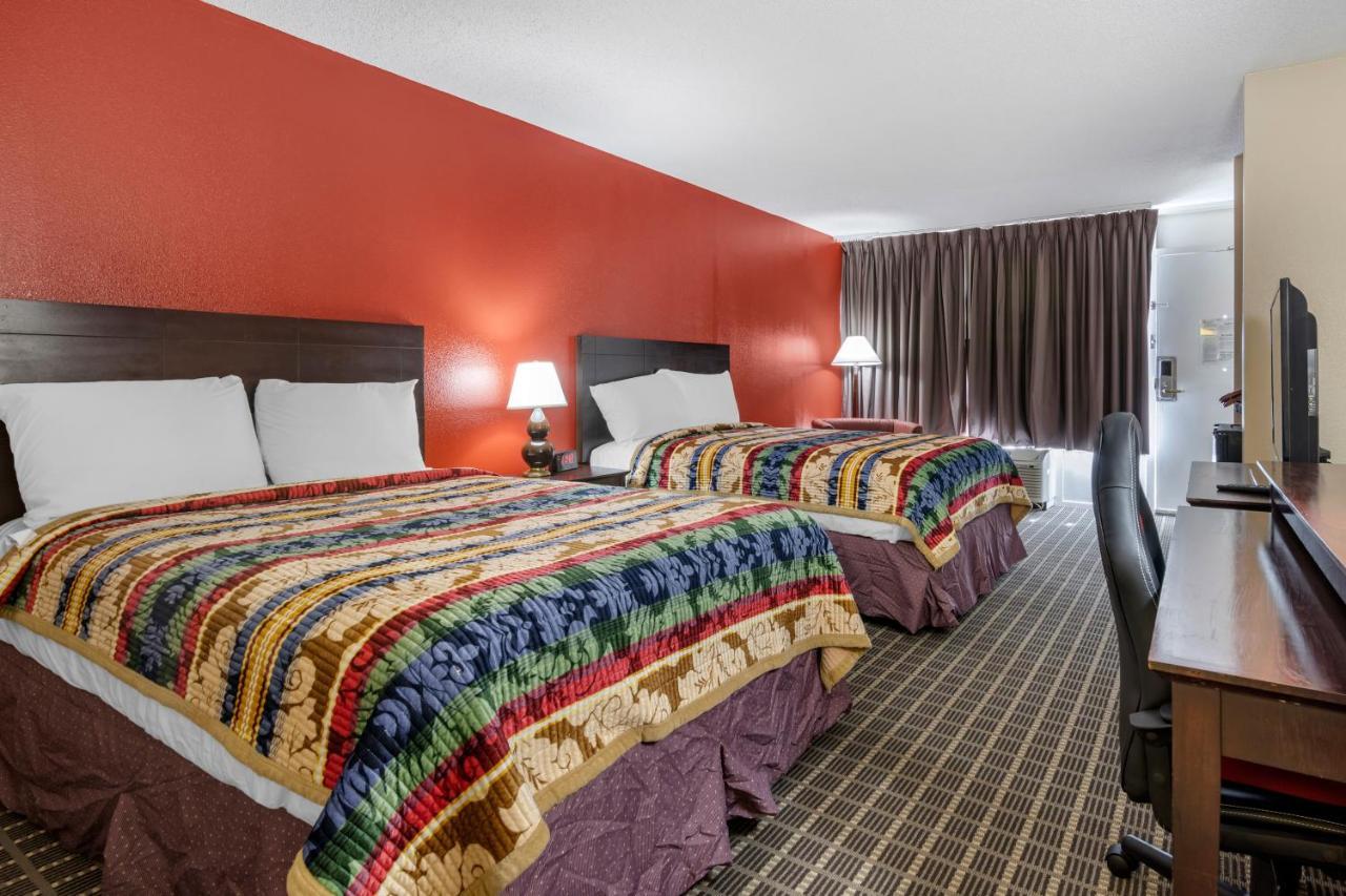 Clarion Inn Брансвік Екстер'єр фото