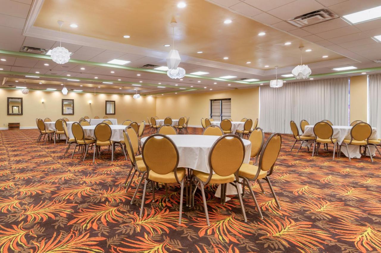 Clarion Inn Брансвік Екстер'єр фото